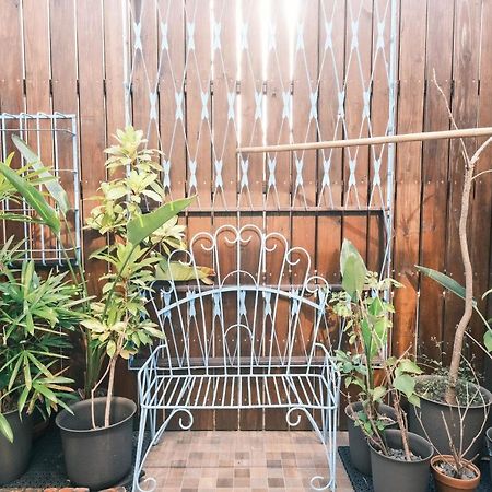 South Gate Home Stay Tainan Exterior foto