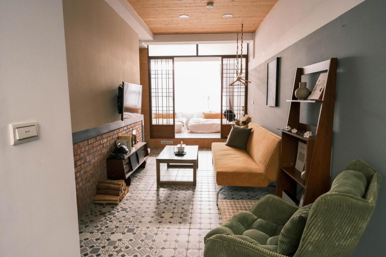 South Gate Home Stay Tainan Exterior foto